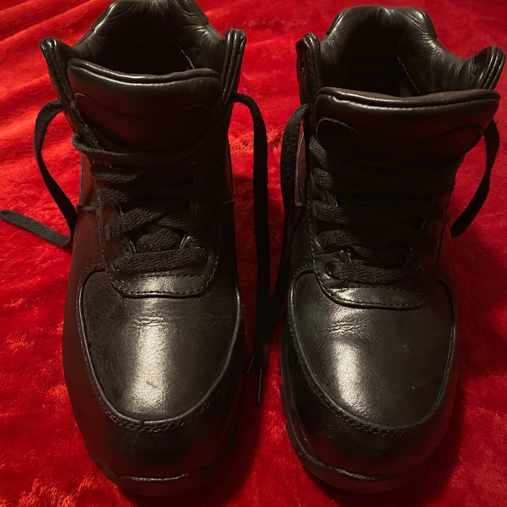Nike Air Max Goadome ACG Shoes Boys Size 6